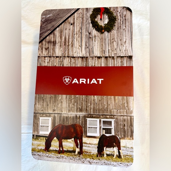 ARIAT New in Gift Tin Plaid Felt Men’s Fleece Slippers - Picture 12 of 14